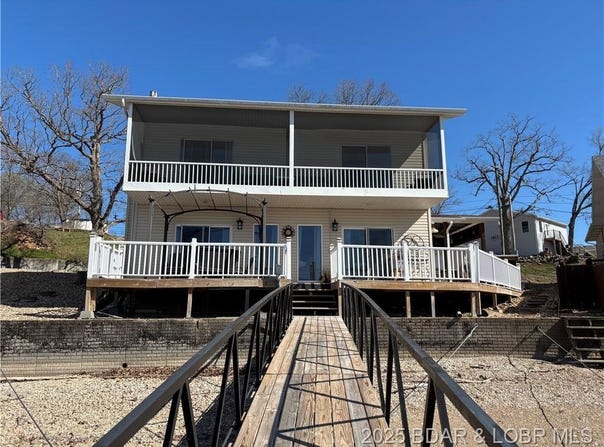 287 Brownstone Drive, Sunrise Beach, MO 65079
