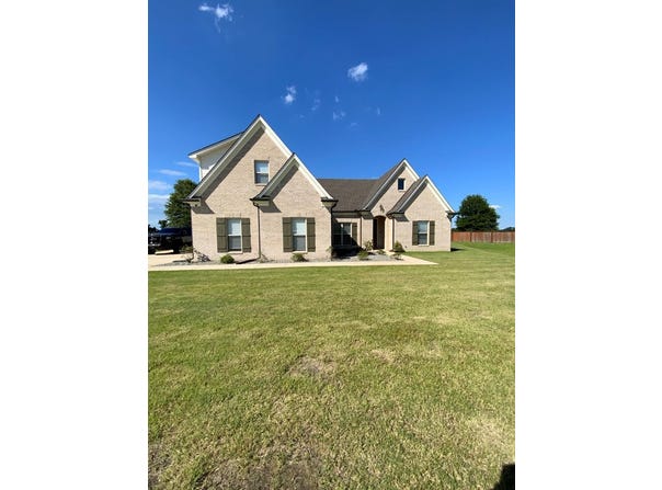 208 DELTA POINTE, Crawfordsville, AR 72327