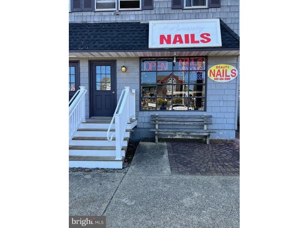 907 N BAY AVENUE, FIRST FLOOR, BEACH HAVEN, NJ 08008