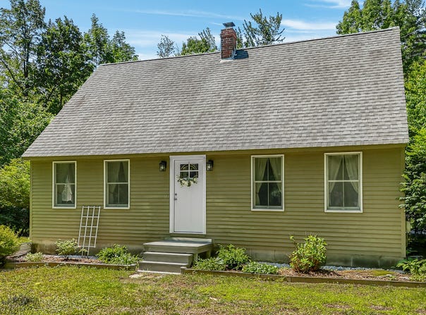 139 Gore Road, Gray, ME 04039