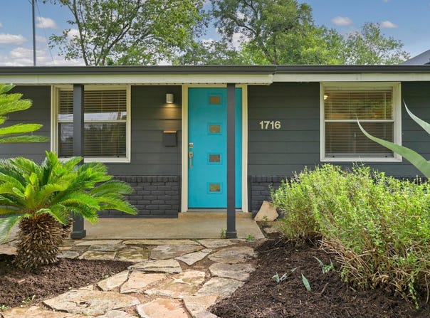 1716 W Saint Johns Ave, Austin, TX 78757