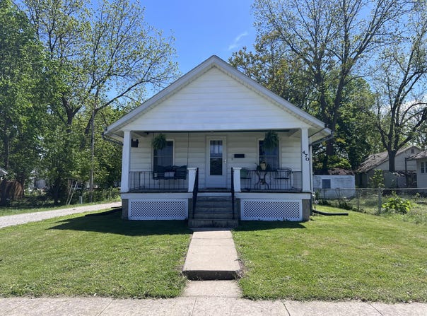 470 Thomas ST, Marshall, MO 65340