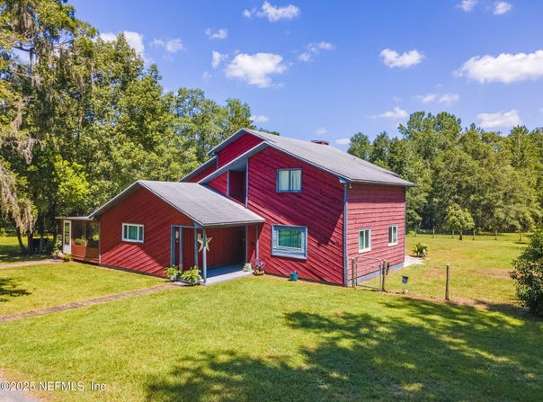 6183 GEORGE HODGES Road, Macclenny, FL 32063