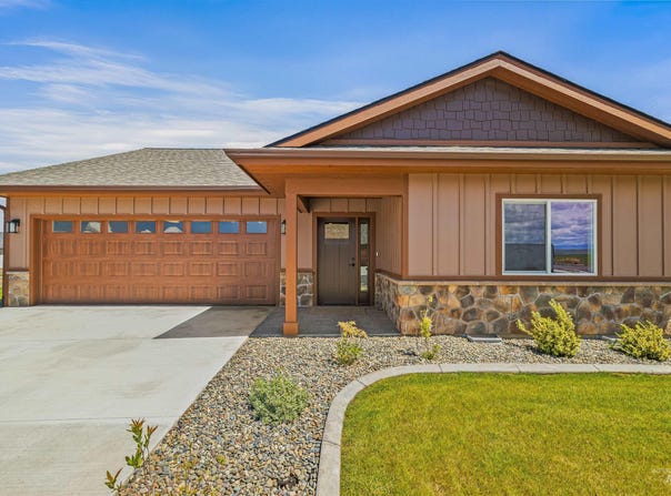 332 Park Dr, Lewiston, ID 83501