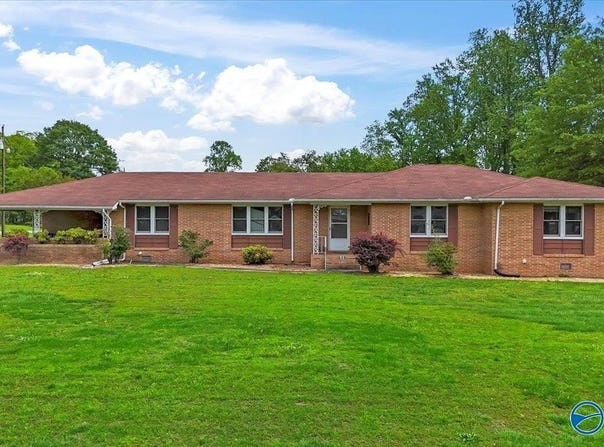 908 E Alabama Avenue, Albertville, AL 35950