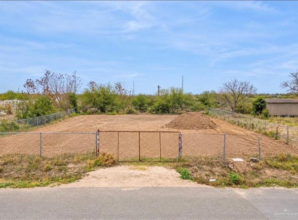 1601 San Francisco Street, Palmview, TX 78572
