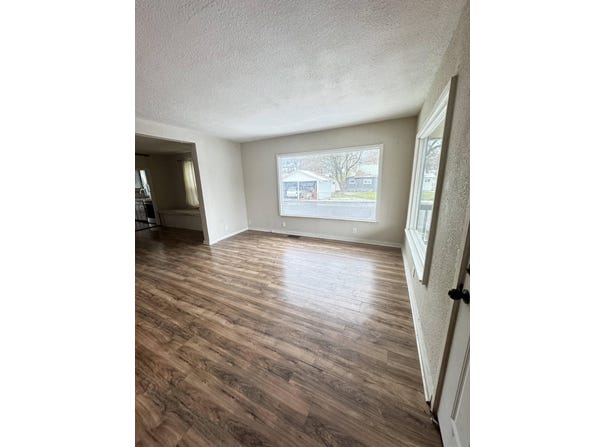 202 CENTRAL AVE, IONE, WA 99139