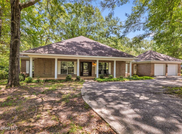 23512 Success Road, Saucier, MS 39574