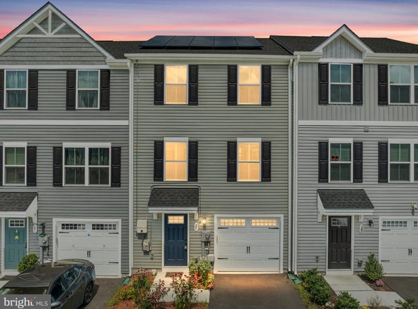 25 SHUBUNKIN ROAD, INWOOD, WV 25428