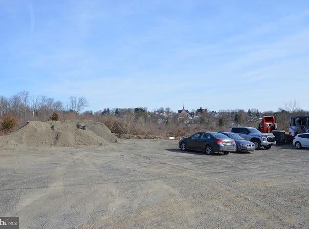 0 ELIZABETH & LONG AVENUE, ORWIGSBURG, PA 17961