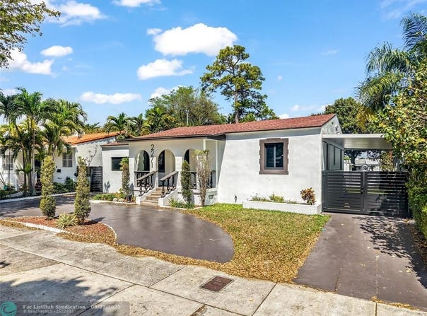 2271 SW 19th Ter, Miami, FL 33145