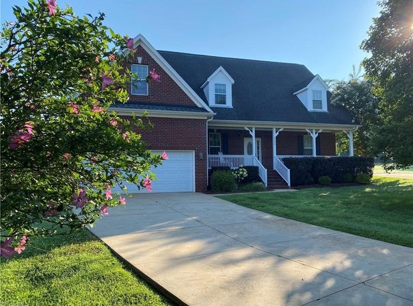6406 Calvary Way, Thomasville, NC 27360