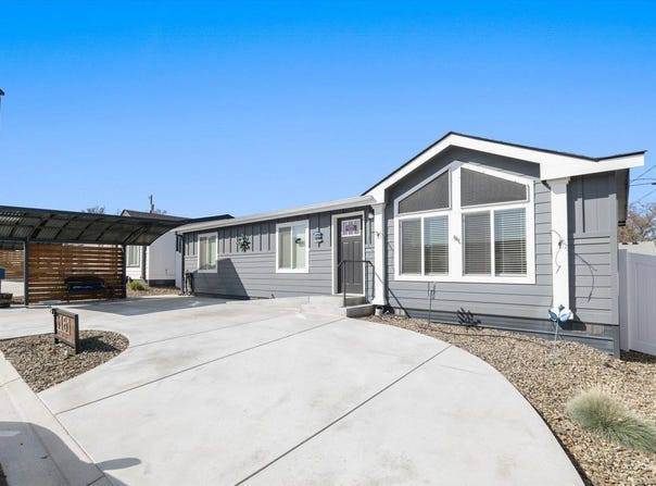 1161 N Harrison Place, Kennewick, WA 99336