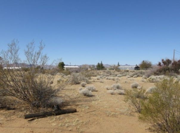 5193 W Burro Drive, Golden Valley, AZ 86413