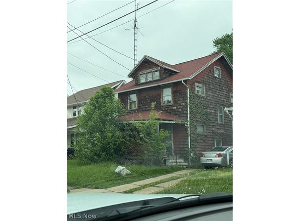 1446 Downing Court NE, Canton, OH 44714