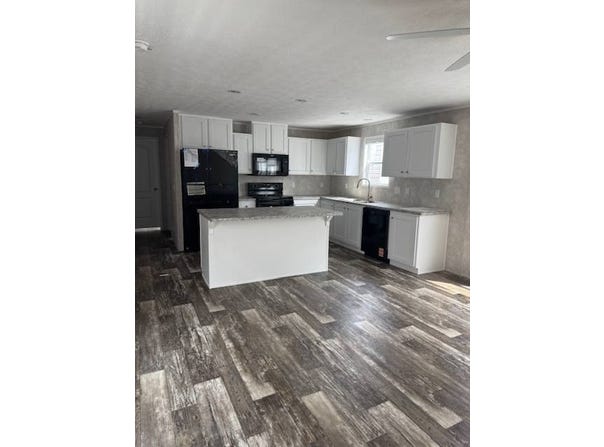 8th St., Coal Valley, IL 61240