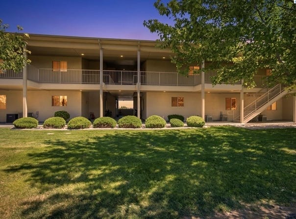 3710 W Canyon Lakes Dr. L-104, Kennewick, WA 99337