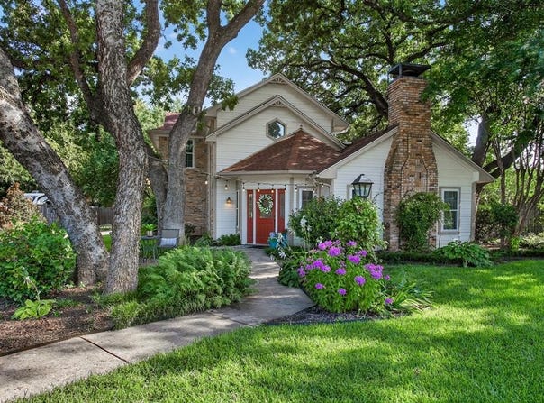 622 Arbor Court, Highland Village, TX 75077