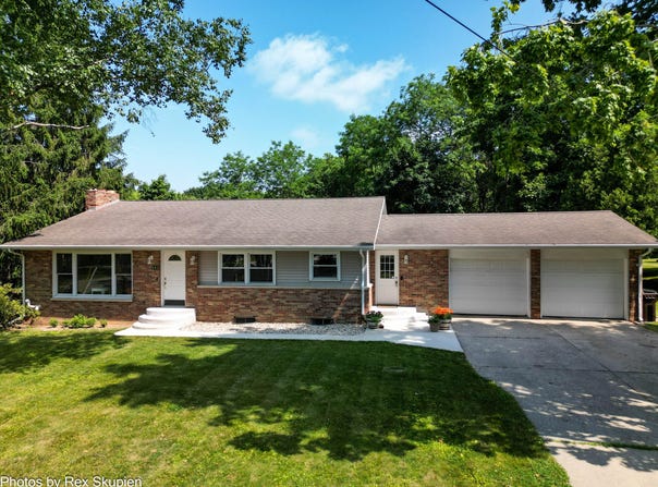 521 E Pine Street, Fremont, MI 49412