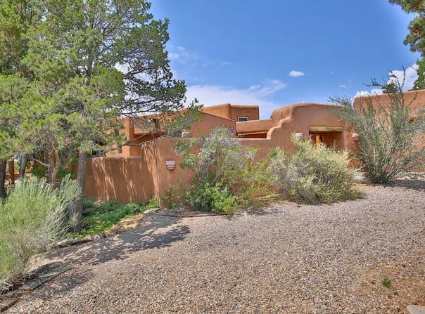 4006 Sendero Penitente, Taos, NM 87571