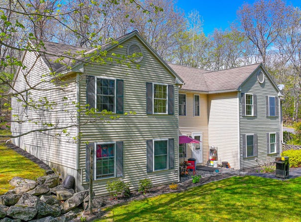 162 Roosevelt Trail, Casco, ME 04015