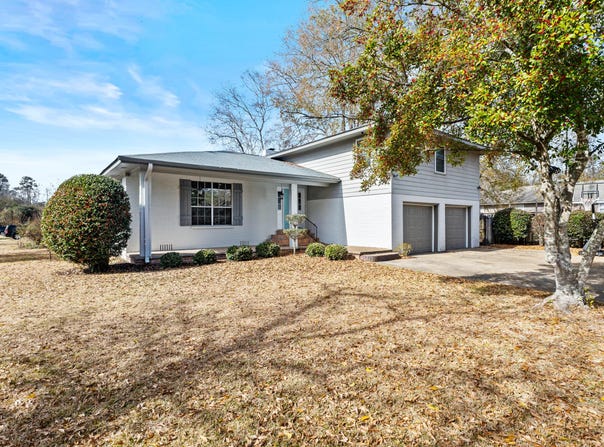 3405 Tiltree, Hattiesburg, MS 39402