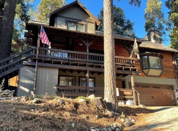 23387 Knapps Cutoff, Crestline, CA 92325