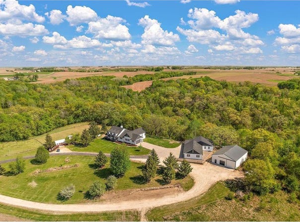 W10415 521st Avenue, Prescott, WI 54021