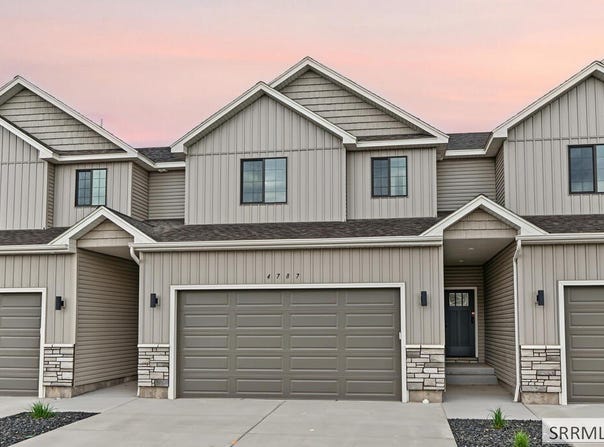 4787 Hazen Drive, Ammon, ID 83406