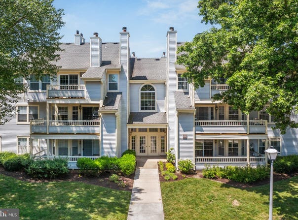 306 TRINITY COURT, PRINCETON, NJ 08540