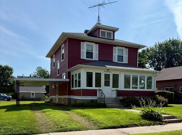 246 Sarah Avenue, Iowa Falls, IA 50126