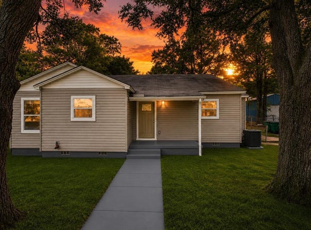 708 N Daniels, Carthage, TX 75633