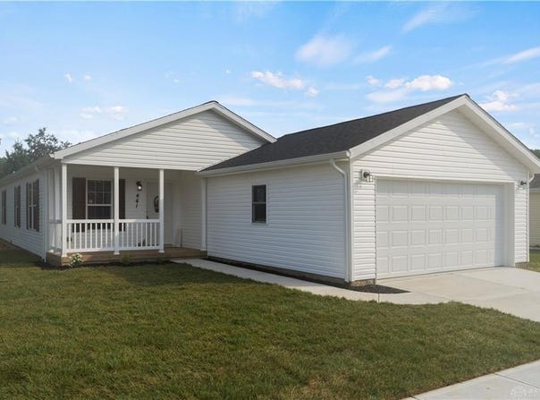 441 Kalynn Circle, Fairborn, OH 45324