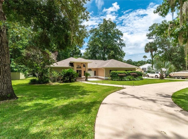 4893 SW 4TH CIRCLE, OCALA, FL 34471