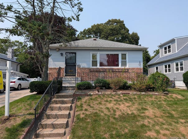 2944 Bayswater Avenue, Far Rockaway, NY 11691