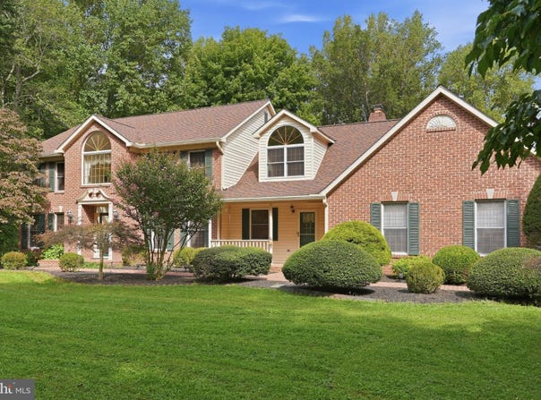 638 SIDELING Court, SYKESVILLE, MD 21784