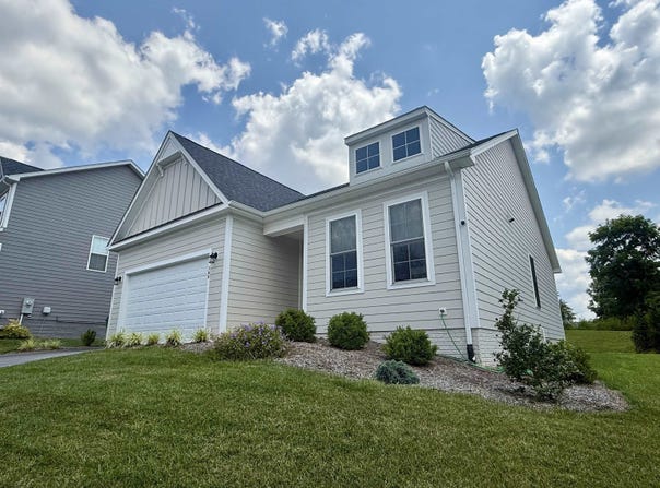 100 Kinloch Drive, Blacksburg, VA 24060