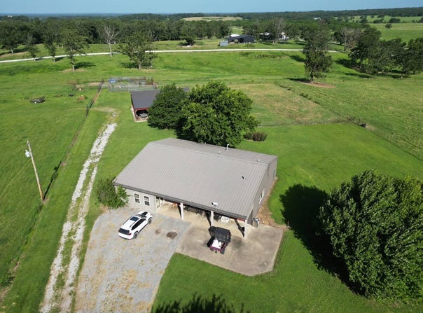 10721 Shelley, Gentry, AR 72734