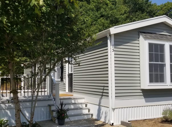 15 1st Street unit: 15, Bourne, MA 02532