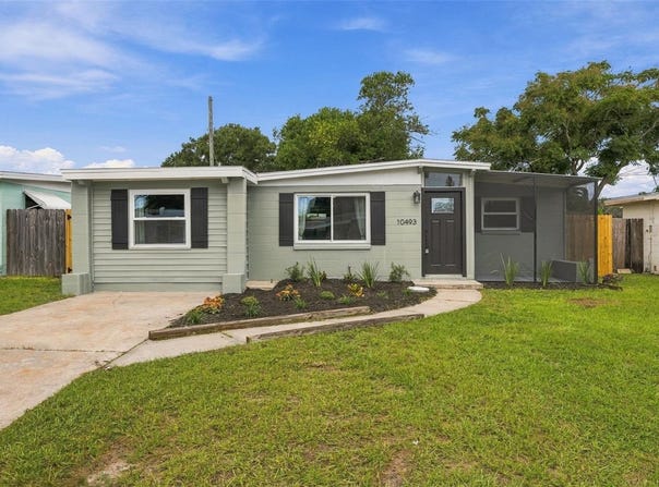 10493 116TH Avenue, LARGO, FL 33773