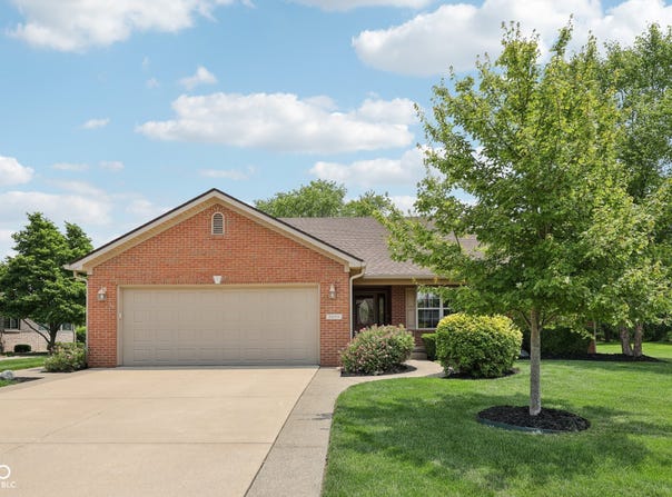 3571 S Cedar Creek Lane, New Palestine, IN 46163
