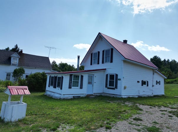 2788 Bancroft Road, Bancroft, ME 04497