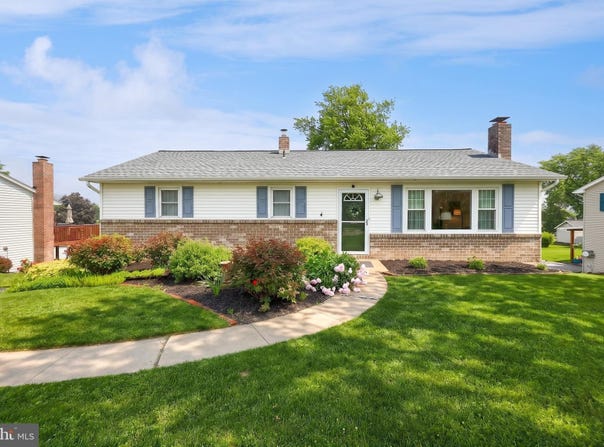 221 PERRY Avenue, YORK, PA 17408