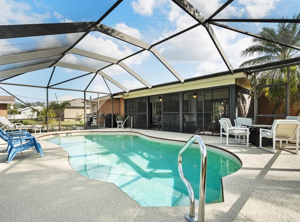 297 SW Grove Avenue, Port Saint Lucie, FL 34983