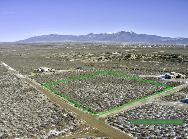 Adams Rd lot: 16, Ranchos de Taos, NM 87557