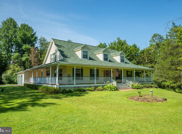 1147 BARNBRIDGE Drive, SCHWENKSVILLE, PA 19473
