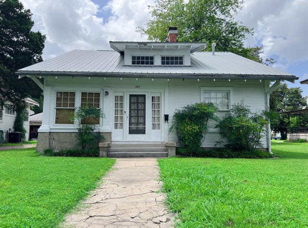 223 D Street NW, Miami, OK 74354