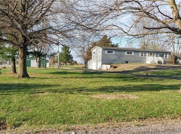 20824 NE 172nd Street, Holt, MO 64048