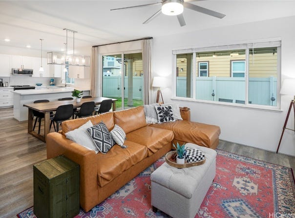 94-1070 Halelaukoa Drive, Waipahu, HI 96797