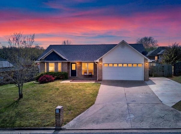 1179 Gracie CT, Greenwood, AR 72936